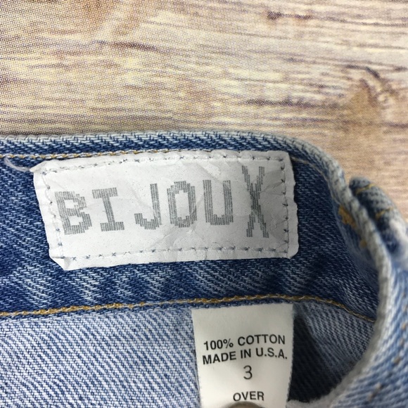 Vintage High Waisted Lace Mom Jean Shorts - Picture 5 of 5